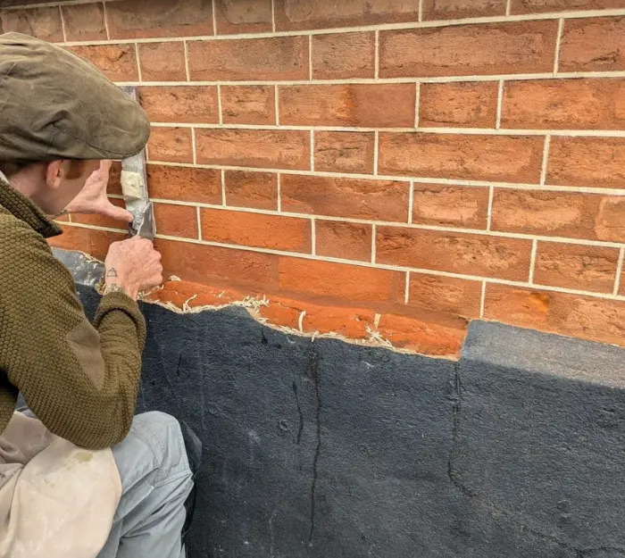 Tuckpointing service in Hamilton - cost breakdown
